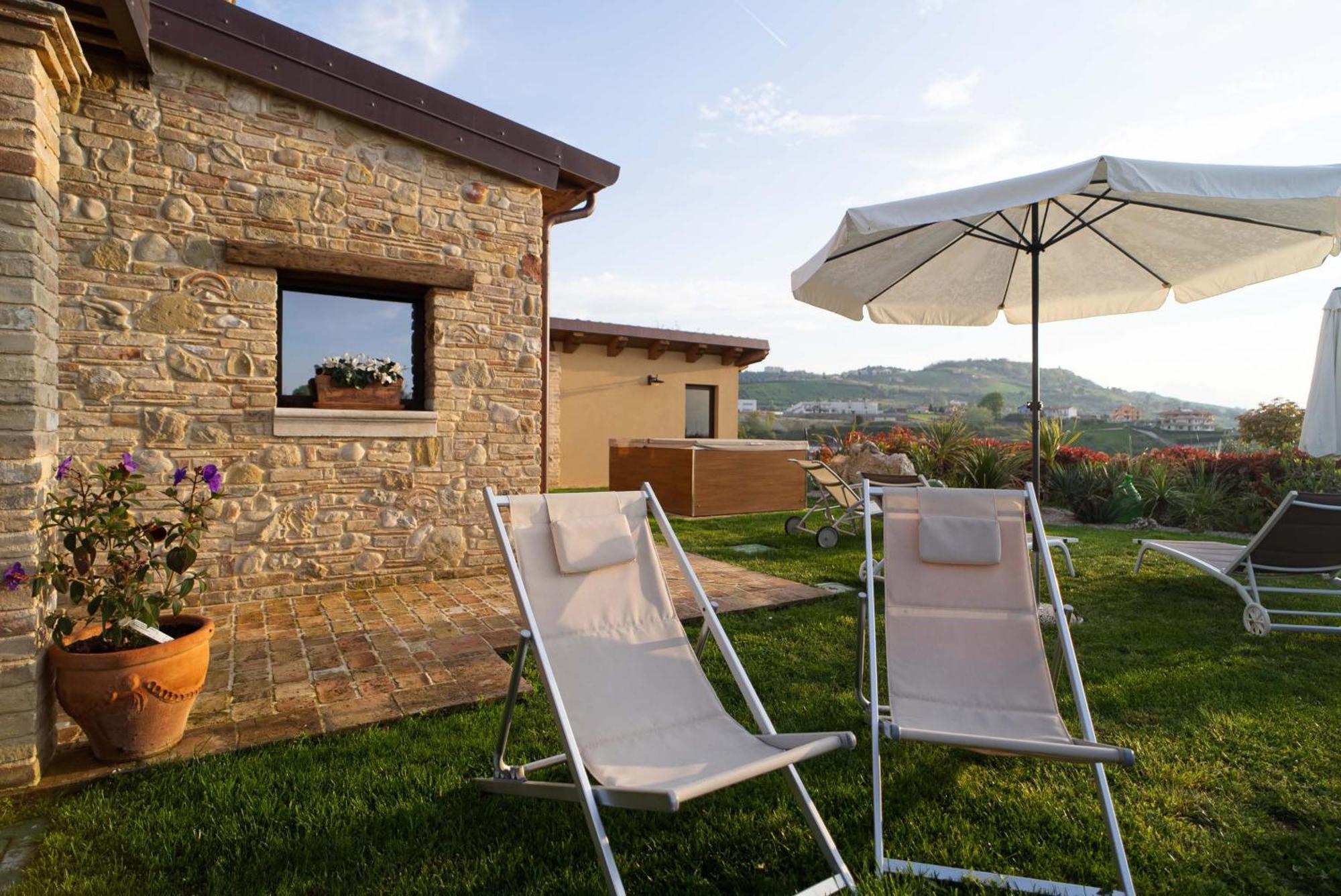 La Chiocciola Resort Mutignano Esterno foto
